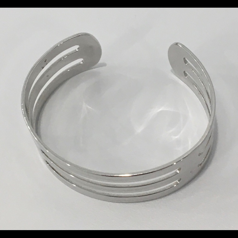 SARAH COVENTRY Cuff Bracelet - Picture 4 of 5